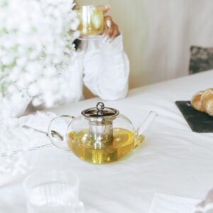 GROSCHE Joliette Glass Tea Pot with Infuser - Tea Pot Glass For Loose Tea - Clear Tea Pot - Blooming Tea Pot - Herbal Tea Pot - Borosilicate Glass Loose Leaf Brewer (1250ml, 42 fl. oz)