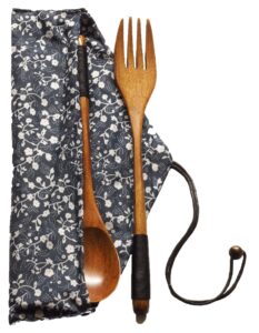 premium wooden bamboo spoon and fork set - w/cotton pouch - bpa free - food safe 100% - made from organic bamboo - reusable - serving utensils - salad - medium size - 9.5 inches