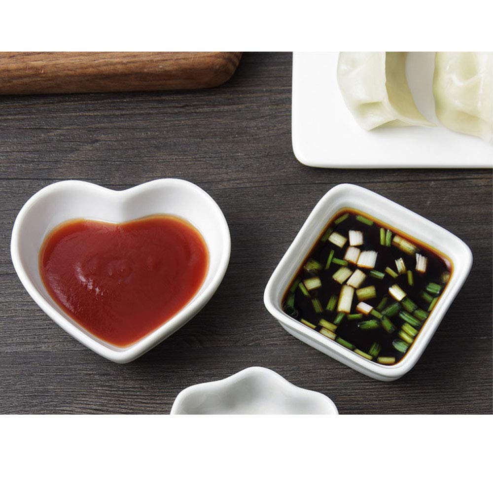 Ceramic Heart Shape Sauce Dish,Multipurpose Mini Seasoning Dishes Sushi Dipping Bowl Appetizer Plates Serving Dish Saucers Bowl Love Wedding Gift (Set of 4) (White)