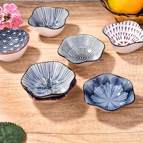 Whitenesser Black Soy Sauce Dishes,Ceramic Sauce Cups Dipping Sauce Bowls Set of 4 Serving Soy Sauce, Cold Dish (B)