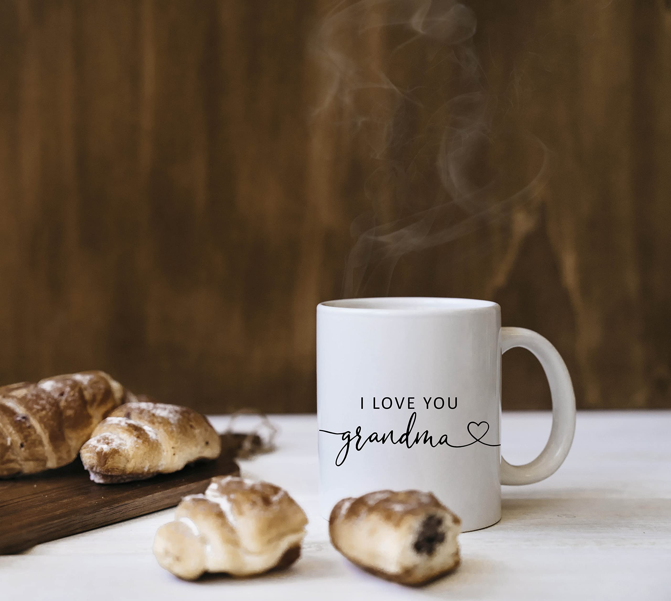 QUICQOD Grandma Gifts - I Love You Grandma White Coffee Mug - Grandma Gifts for Birthday from Grandkid Granddaughter Grandson, Ceramic Mug 11 Oz