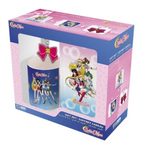 abystyle sailor moon gift sets include ceramic coffee tea mug, keychain, and journal anime manga drinkware home &kitchen essentials dishwasher and microwave safe (3 pcs.)