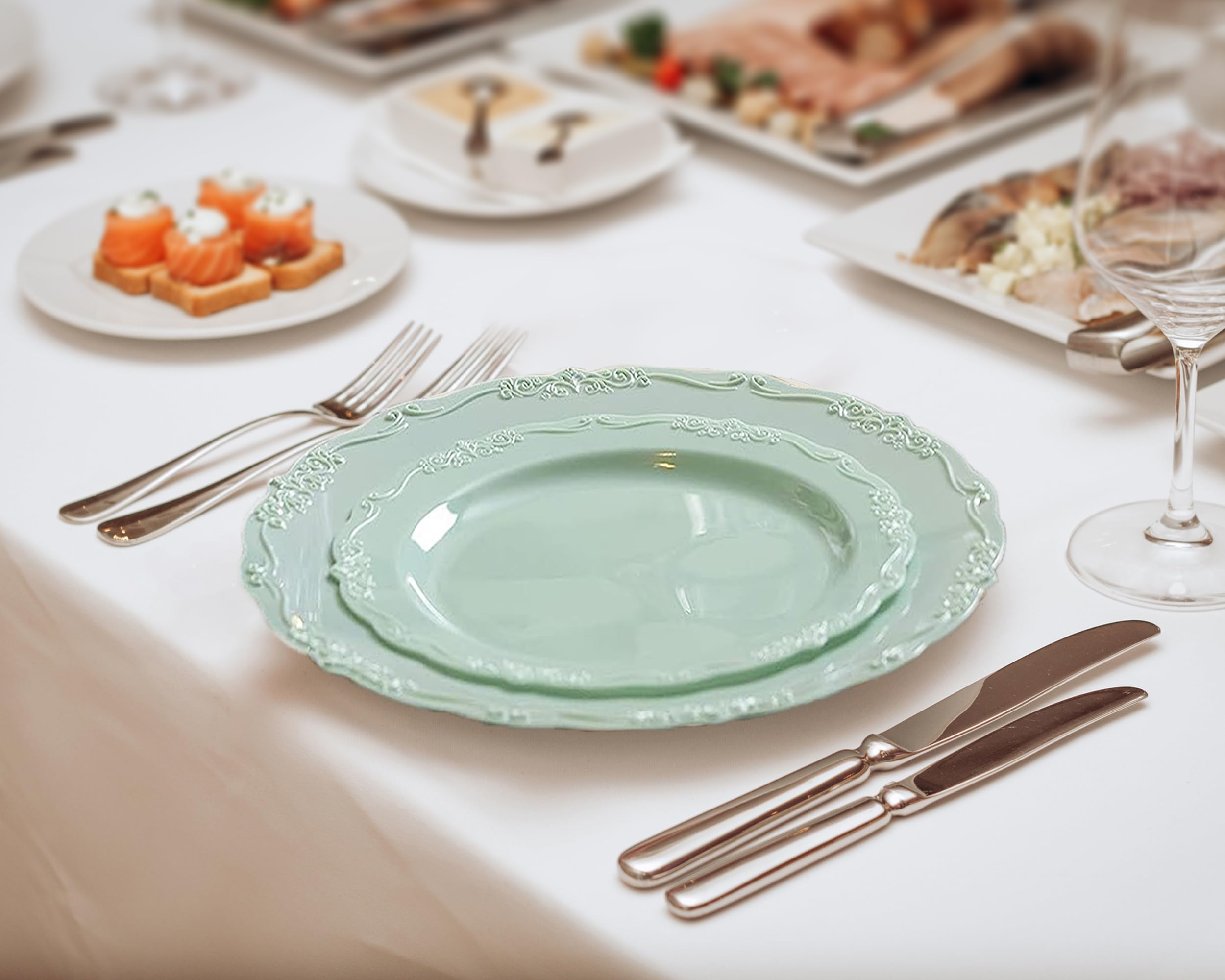 Posh Setting Disposable Plastic Plates Set, Vintage Party Plates, Light Green/Sage 60 Pack (30 Guest) 30 x 10.25 Dinner & 30 x 7.25 Salad/Dessert Plate