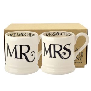 emma bridgewater handmade ceramic black toast mr & mrs script wedding gift set of 2 half-pint coffee and tea mugs
