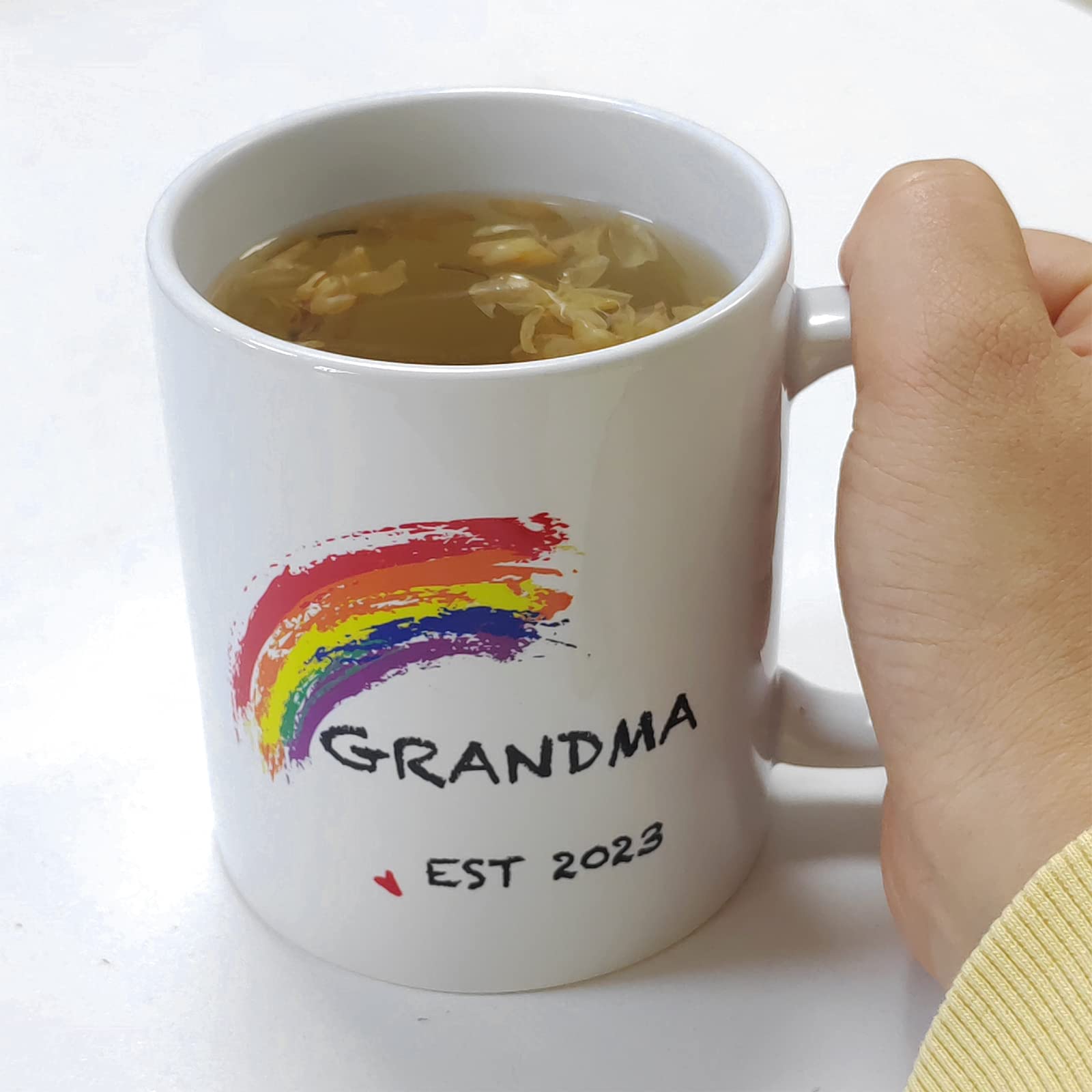 QDCFY Grandma EST 2023 Coffee Mug, Grandma Mug, Gifts for Grandma, Mothers Day Gifts for Grandma, Best Grandma Gifts from Grandchildren, Grandma Gifts for Birthday,11oz Grandma Coffee Mug