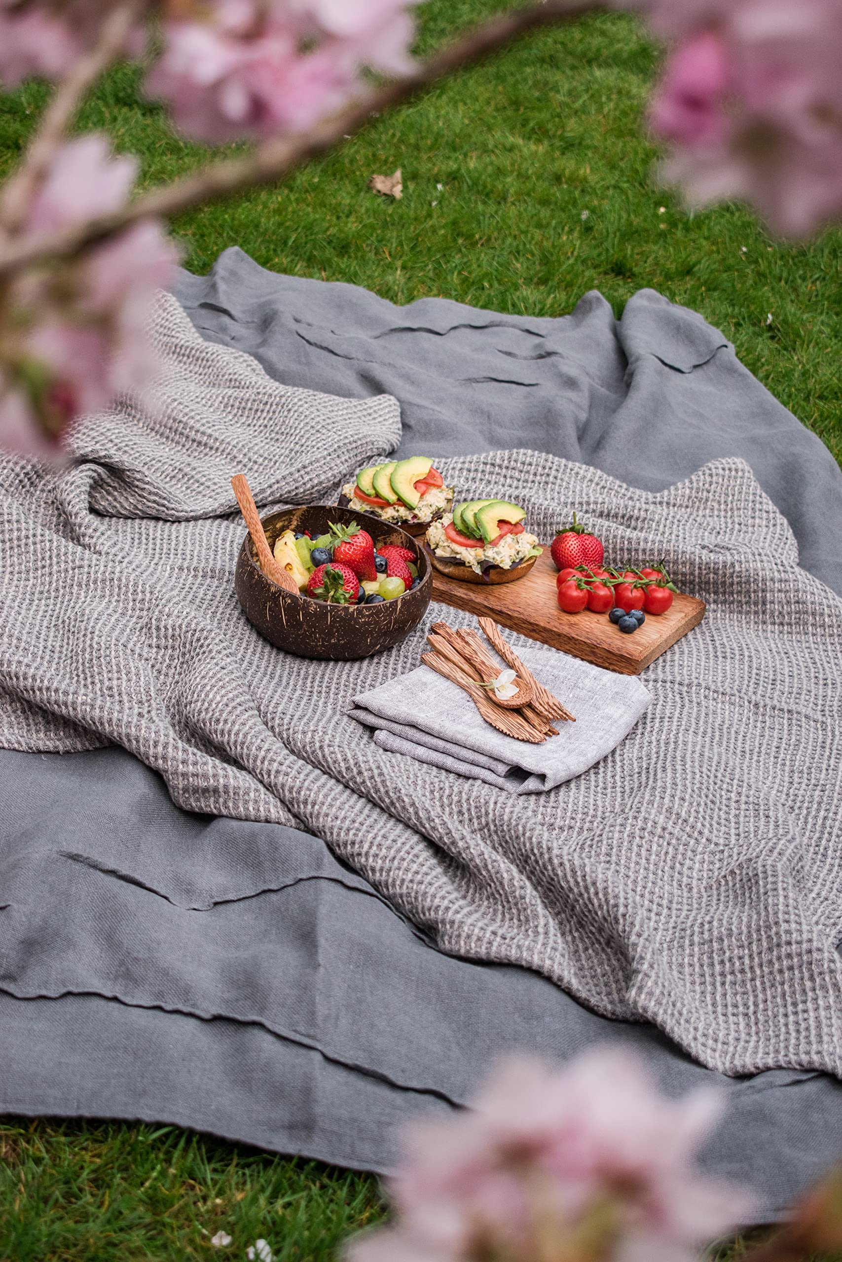 N&Nz Coconut Acai Bowls with Wooden Spoon - Set of 2-100% Natural Vegan Friendly- For Serving Salads or Smoothies - Eco Friendly,Handmade Acai Wooden Bowl Made from Coconut Shells(Polished)