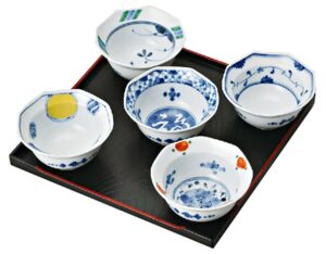 西海陶器(saikaitoki) saikai pottery 30010 hasami ware small bowl, octagonal, small, dyed nishiki, picture changing, bon, comes in a presentation box, diameter 3.3 inches (8.5 cm), set of 5