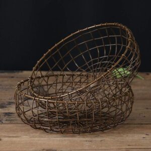 Vintage Handmade Woven Wrought Iron Mesh Fruit Basket Bowl Creative Bronze Snack Plate Tray Holder Stand Round Serving Storage Container (Small(1pc))