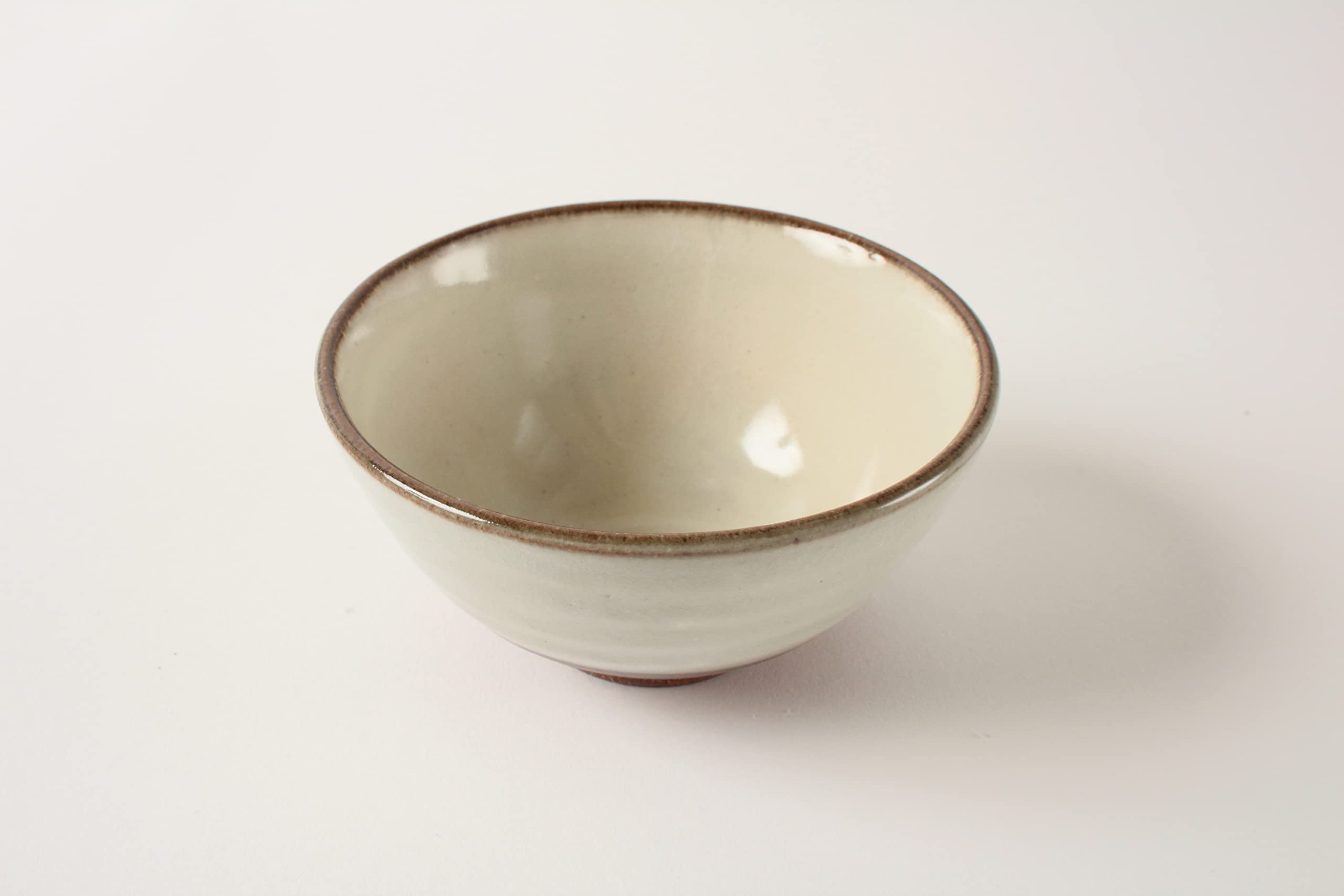 Mino ware Japanese Pottery Rice Bowl Matte White with Brown Edge made in Japan (Japan Import) KSC009