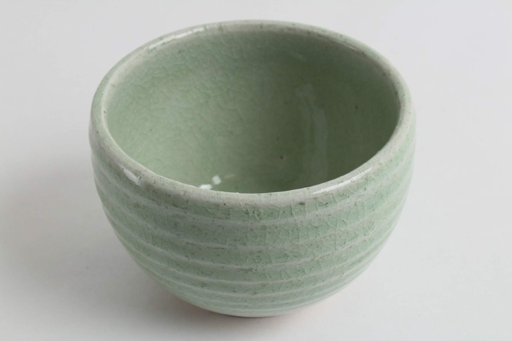 Mino ware Japanese Pottery Large Bowl Mint Green Stripe Crackled (Matcha/Rice) made in Japan (Japan Import) MSB010