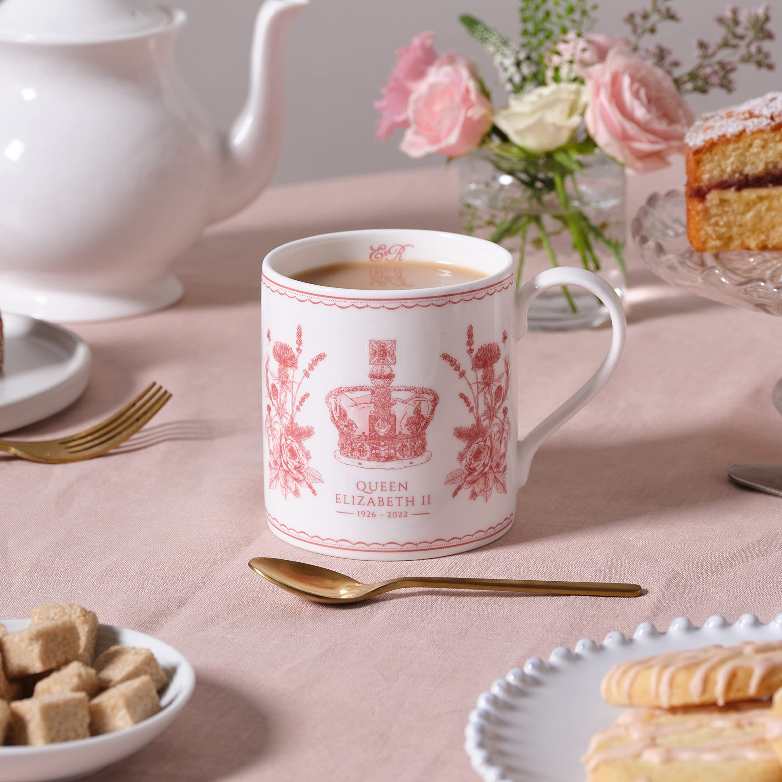 Victoria Eggs Queen Elizabeth Commemorative Tea Cup | Bone China Mugs | London Souvenirs & British Gifts | Tea Cup Set | Small Tea Cups & Aesthetic Mugs | London Souvenirs Gifts | Small Coffee Mug