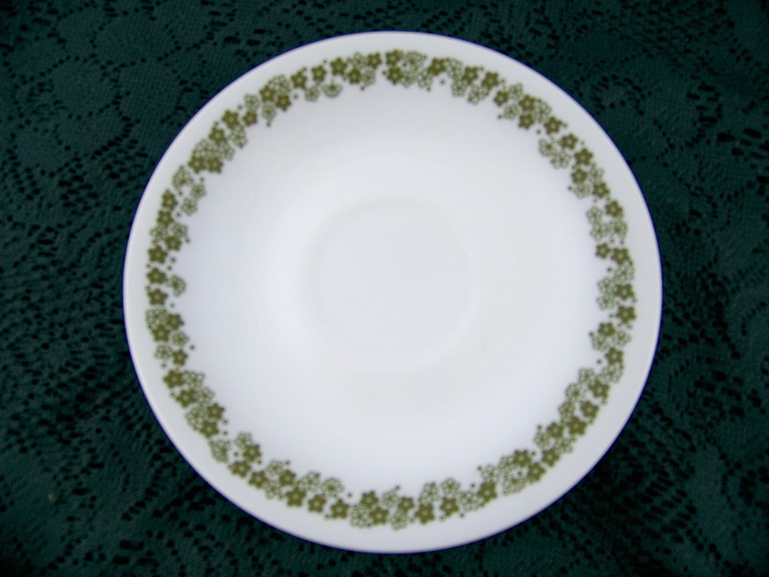 Corelle saucer plate set of FOUR. Pattern: Crazy Daisy (AKA: Spring Blossom)