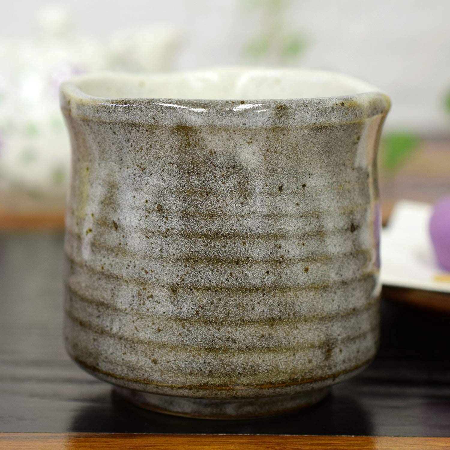 Kutani Yaki(ware) Japanese Yunomi Tea Cup Hokusai