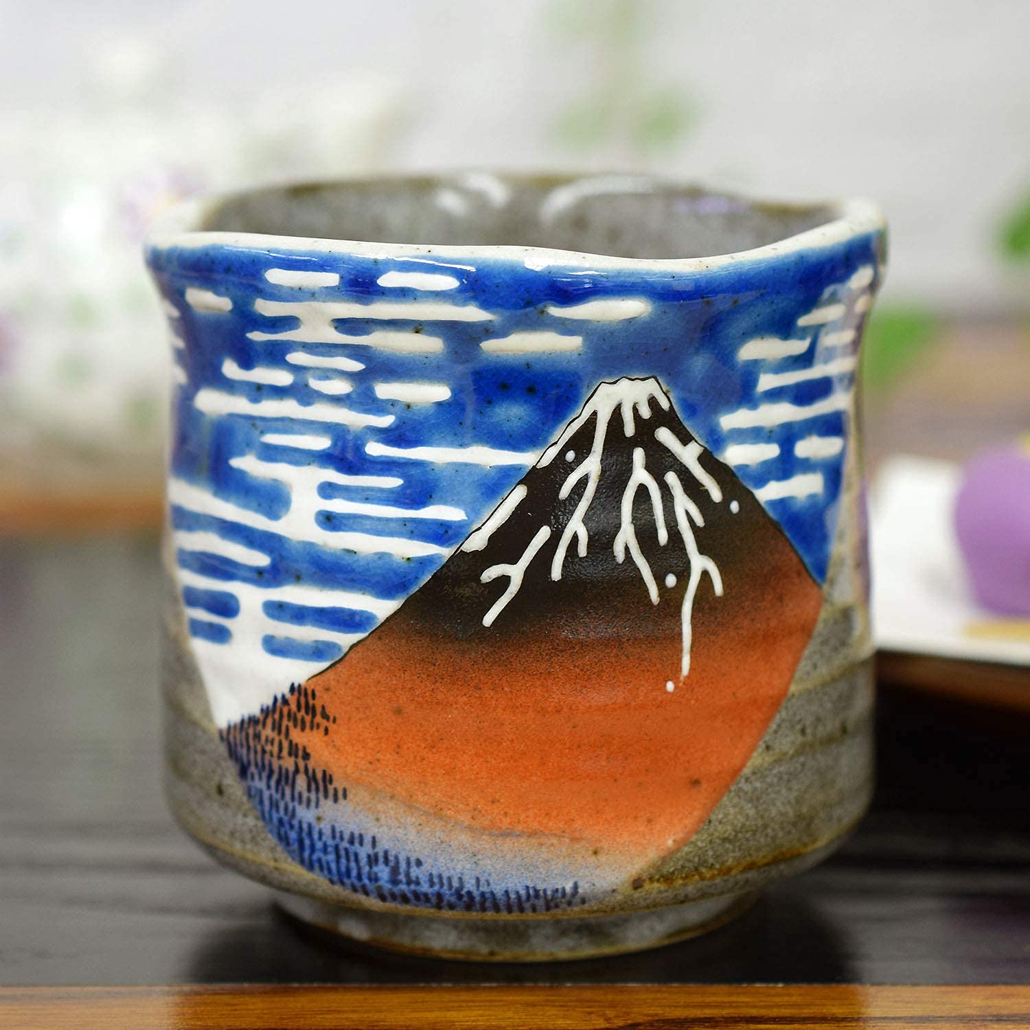 Kutani Yaki(ware) Japanese Yunomi Tea Cup Hokusai