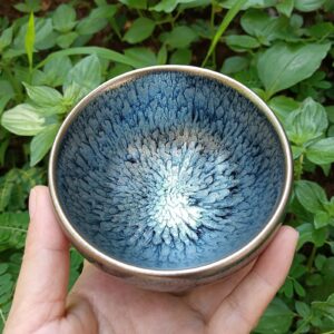 Apingjenz Bloom Tenmokus Tea Cup 130ml,Chinese Jianzhan Tea Bowl Iron Clay Natural Ore Glaze Fired in Kiln Porcelain Mug Gift Box, 9.0 x 5.0cm(3.54in x 1.97in)