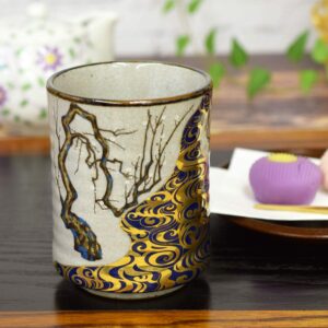 Kutani Yaki(ware) Japanese Yunomi Tea Cup Kourin