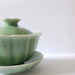 Handmade Celadon Gaiwan 5oz Teacups and Saucer Set Kung Fu Cups Porcelain Drinkware (Green)