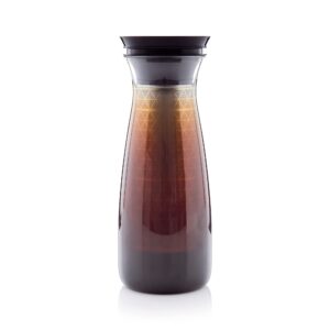 tupperware brand cold brew carafe - coffee & tea container with cover - includes brewing mesh - easy to clean & drain - bpa free