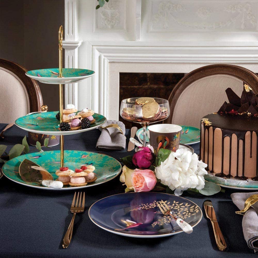 Portmeirion Sara Miller London Chelsea 3 Tier Cake Stand | Green Tiered Dessert Stand for Serving Pastries, Cupcakes, and More | Made from Fine China with Gold Detail | Handwash Only