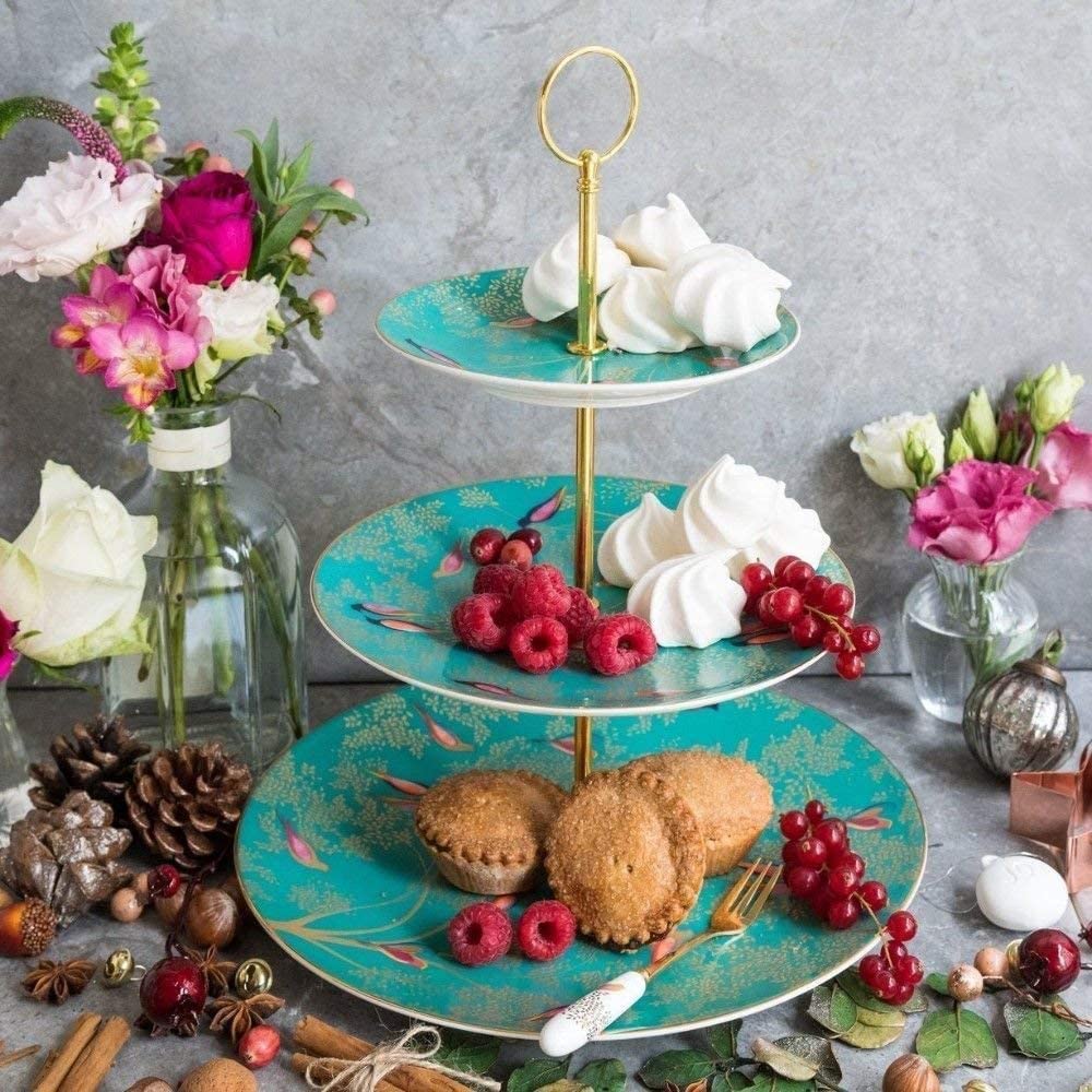 Portmeirion Sara Miller London Chelsea 3 Tier Cake Stand | Green Tiered Dessert Stand for Serving Pastries, Cupcakes, and More | Made from Fine China with Gold Detail | Handwash Only