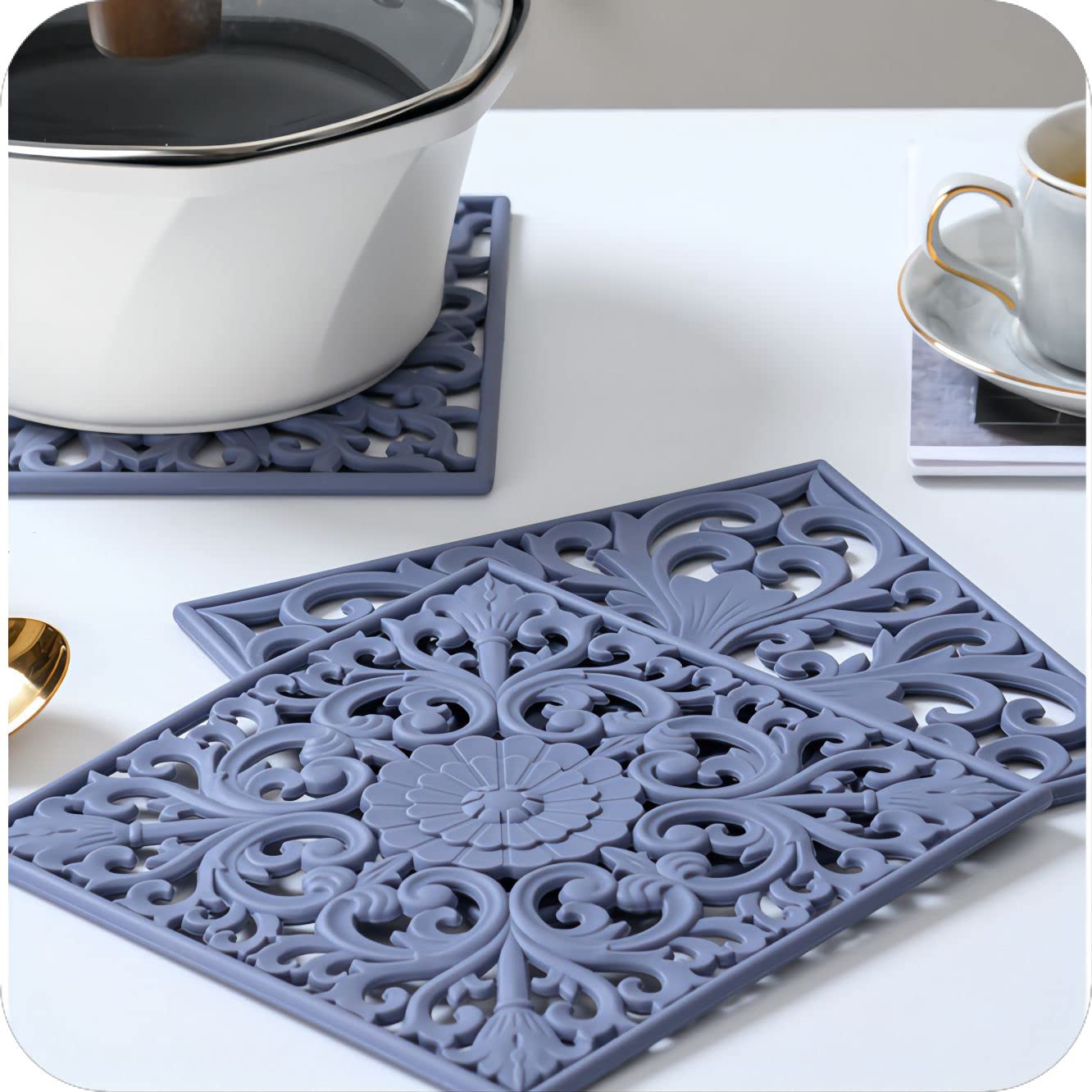 Silicone Trivets Mats-Trivets for Hot Dishes, Table, Countertop, Non-Slip Heat Resistant Modern Kitchen Trivets,Teapot Trivet - Flexible Trivet Square, Hot Pads for Pots & Pans of 3 Blue