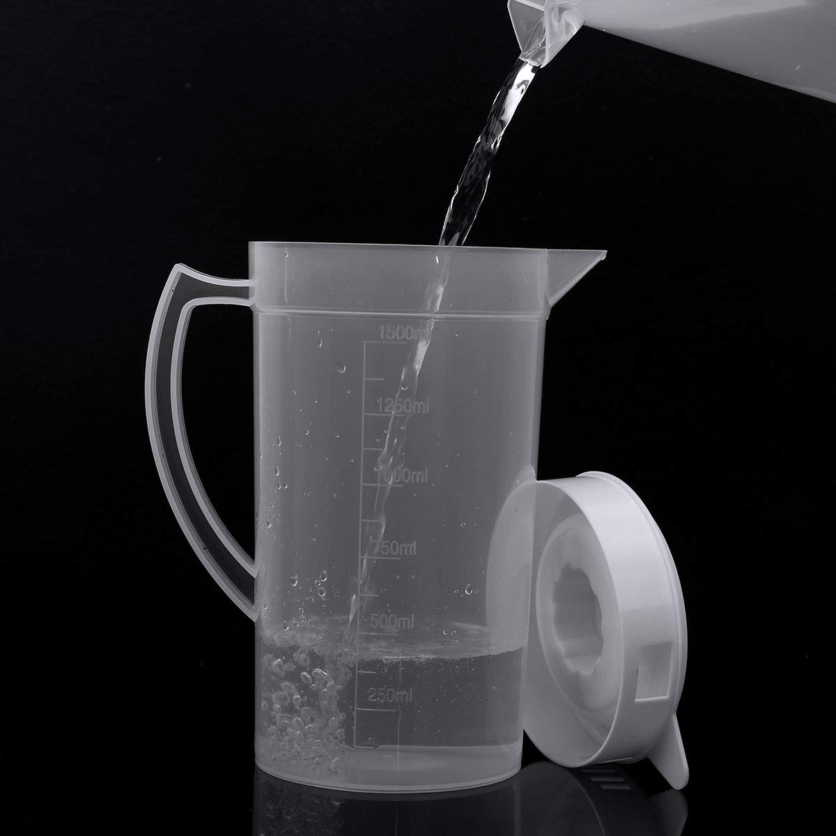 Aislor Plastic Straining gallon pitcher,Dishwasher Safe White 1500ml