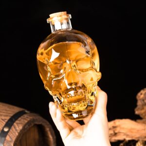 Glass Skull Decanter,750 ML Whiskey Skull Decanter Set with 2 Skull 3 oz Glasses for Halloween Themed Party, Personalized Drinking Cup for Cocktail Wine Vodka As a Skull Gifts