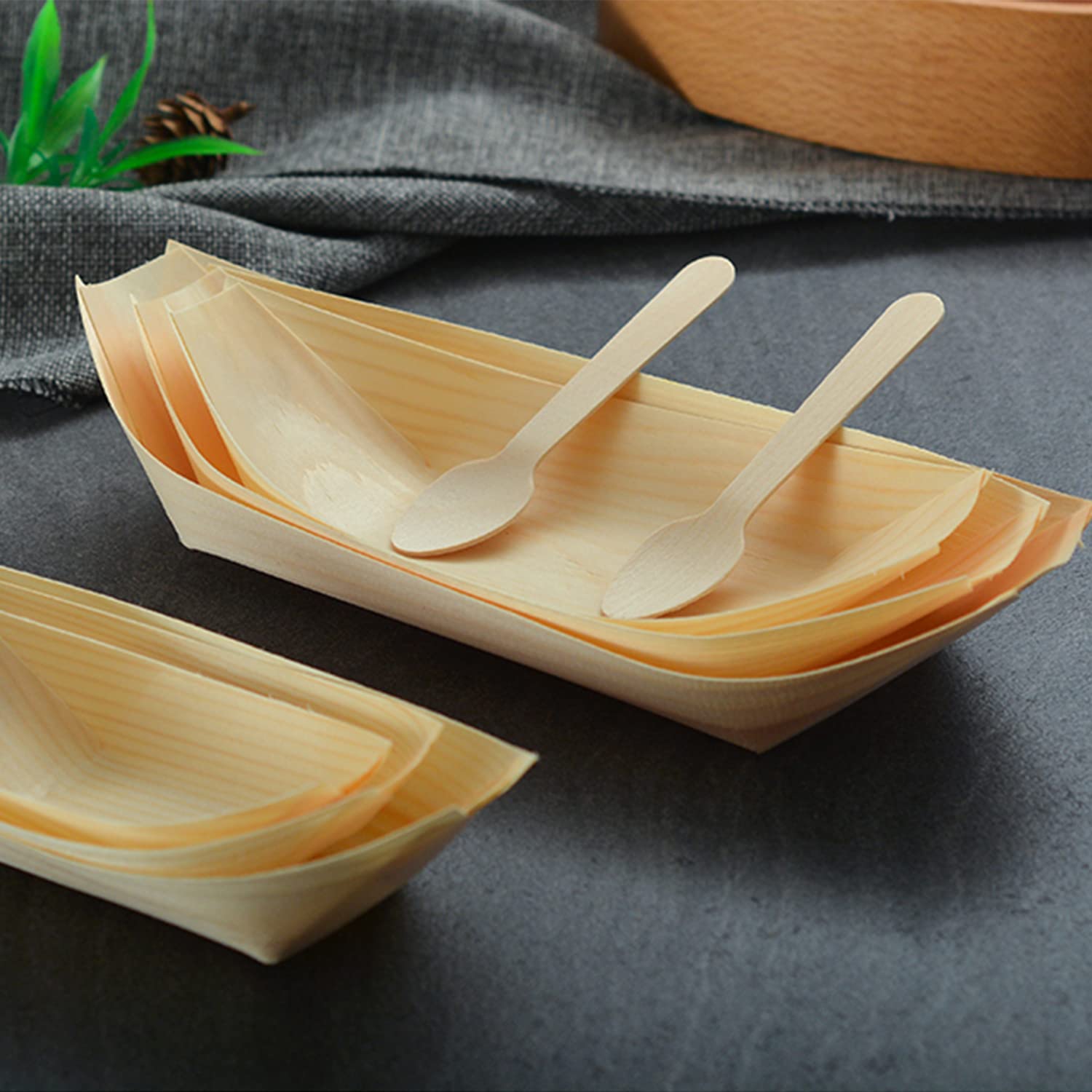 GACATA Natural Disposable Wood Leaf Boats Wooden Serving Boat, For Food Display Convenient Plates Dishes Take Out Trays Party Home Dinner (8 inch 100pcs)