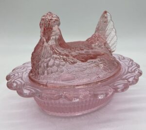 covered chicken dish - glass 2 piece hen on wide rim base - mosser usa (pink)