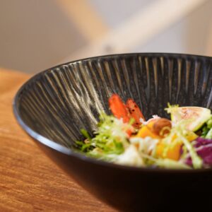Uaral Japanese Ramen Bowl Set, 34 Ounces Black Pho Bowl Soup Bowls Ceramic Large Salad Bowl Set of 2(Emboss&Black)