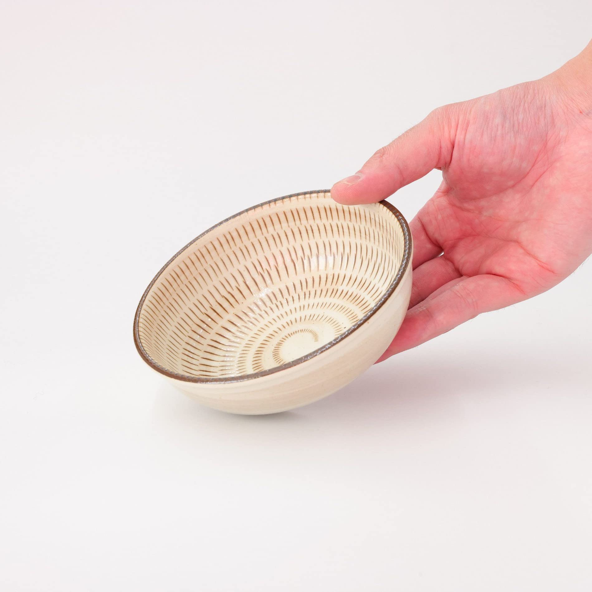 Mino Ware Serving Bowl, 5.2 inch, Beige, Mino-Mingei, Japanese Ceramic Soup/Salad Bowl, Microwave/Dishwasher Safe