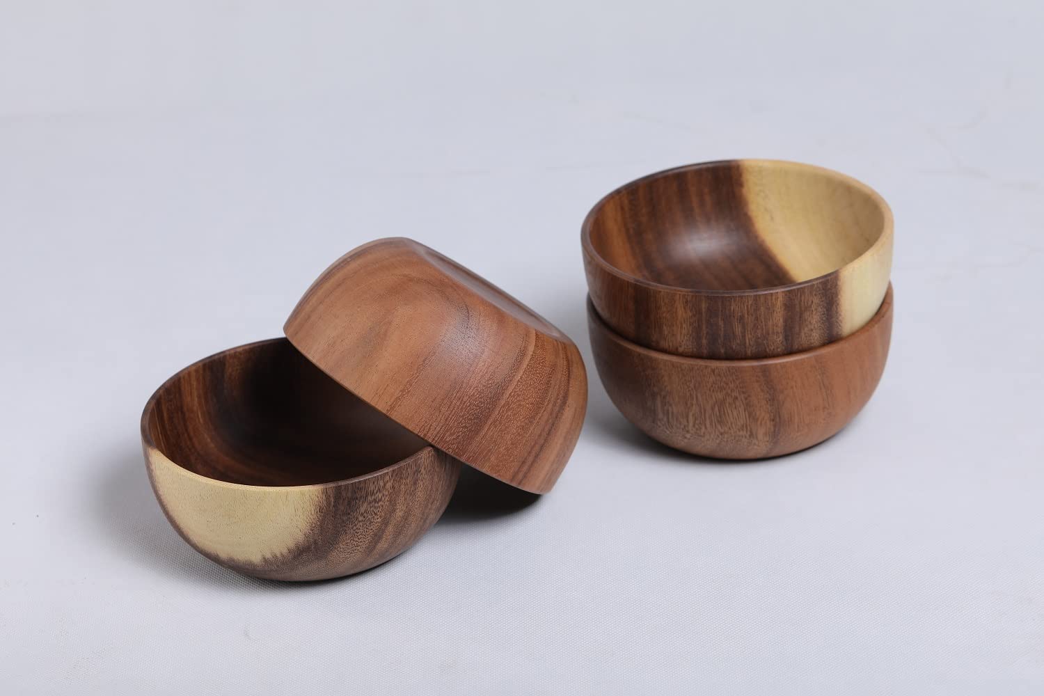 Bufanli Acacia Wood Salad Bowls 6.3 Inches Set of 4 Individual Large Wood Bowl for Cereal Fruits Salads and Decoration