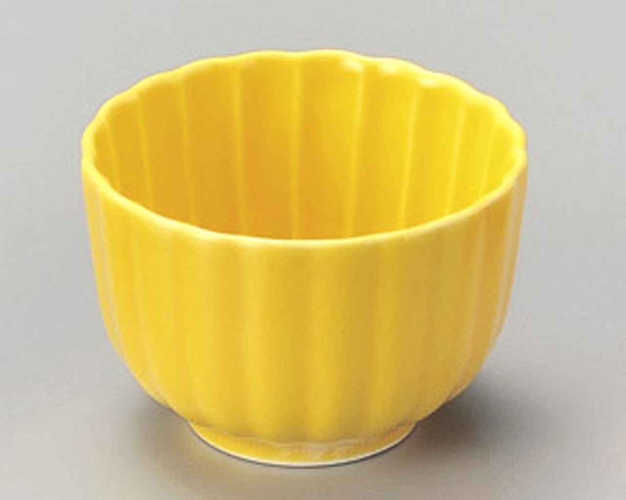 Watou.asia Chrysanthemum 2.5inch Set of 5 Small Bowls Yellow porcelain Made in Japan