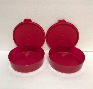 tupperware 1 1/2cup medium wonder bowl set of (2) red with matching seals
