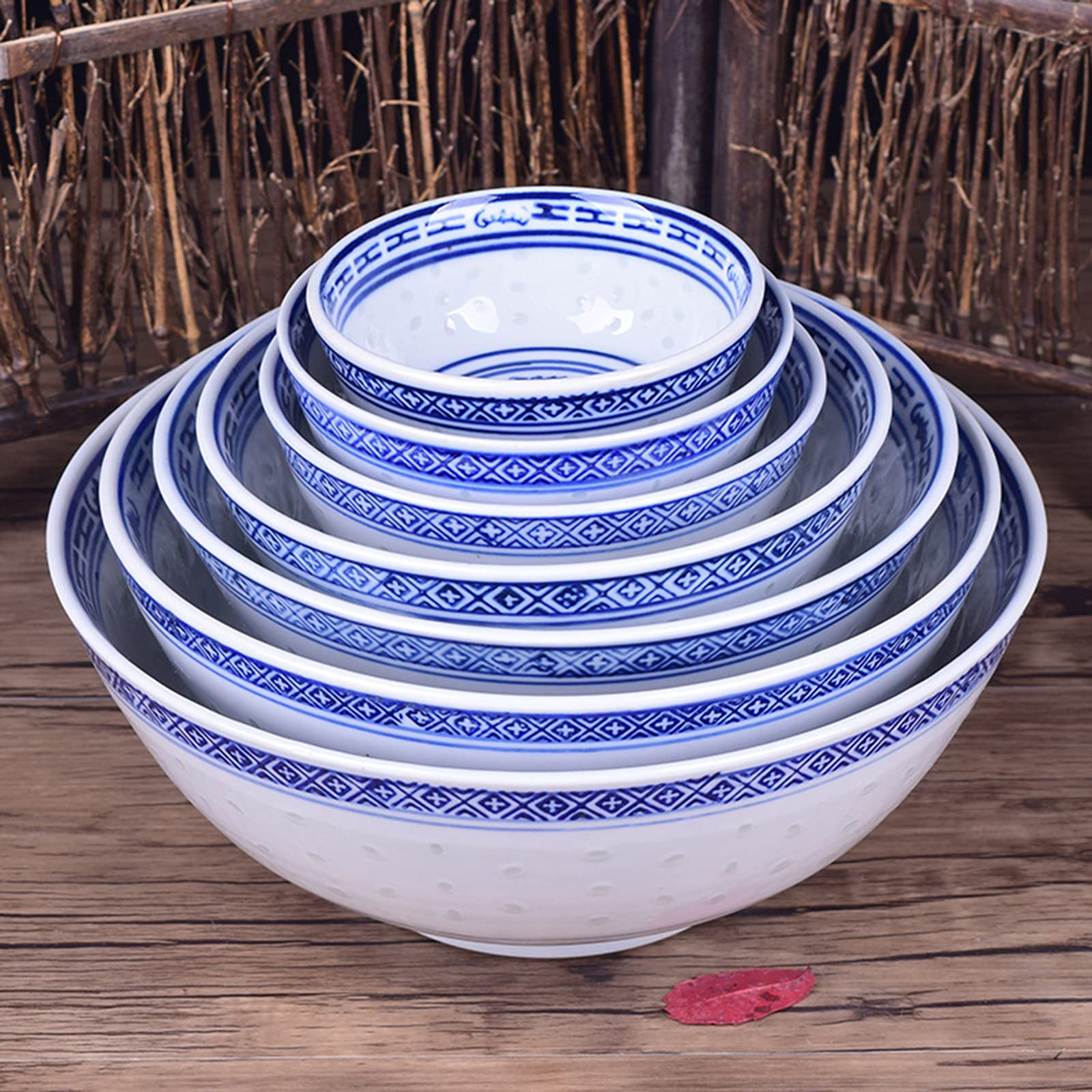 Lihuzmd Ceramic Ramen Noodle Bowls, Blue and White Porcelain Chinese Retro Dessert, Soup, Cereal, Rice, Udon, Asian Noodles Bowl,5in,2PCS