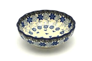 polish pottery bowl - shallow scalloped - small - silver lace