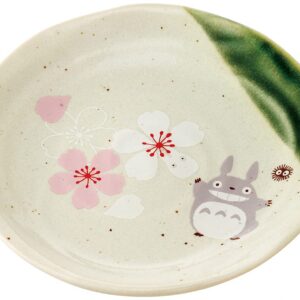 Studio Ghibli - My Neighbor Totoro - Sakura/Cherry Blossom, Skater Traditional Japanese Porcelain Dish Series - Small Plate