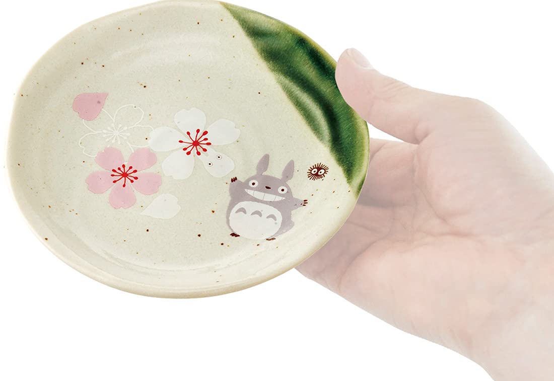 Studio Ghibli - My Neighbor Totoro - Sakura/Cherry Blossom, Skater Traditional Japanese Porcelain Dish Series - Small Plate