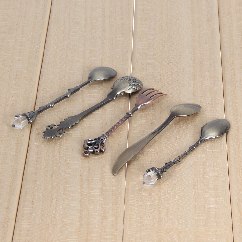 Dessert Spoons,Coffee SpoonTeaspoon,Awakingdemi Vintage Style Metal Carved Fruit Dessert Spoons for Kitchen Dining Bar,6pccs/set