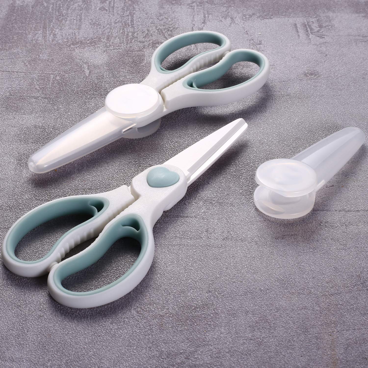 Ceramic Scissors for Baby Food by WELLSTAR, Safety Healthy BPA Free Portable Toddler Shears with Protective Blade Cover and Travel Case, 2 Pack