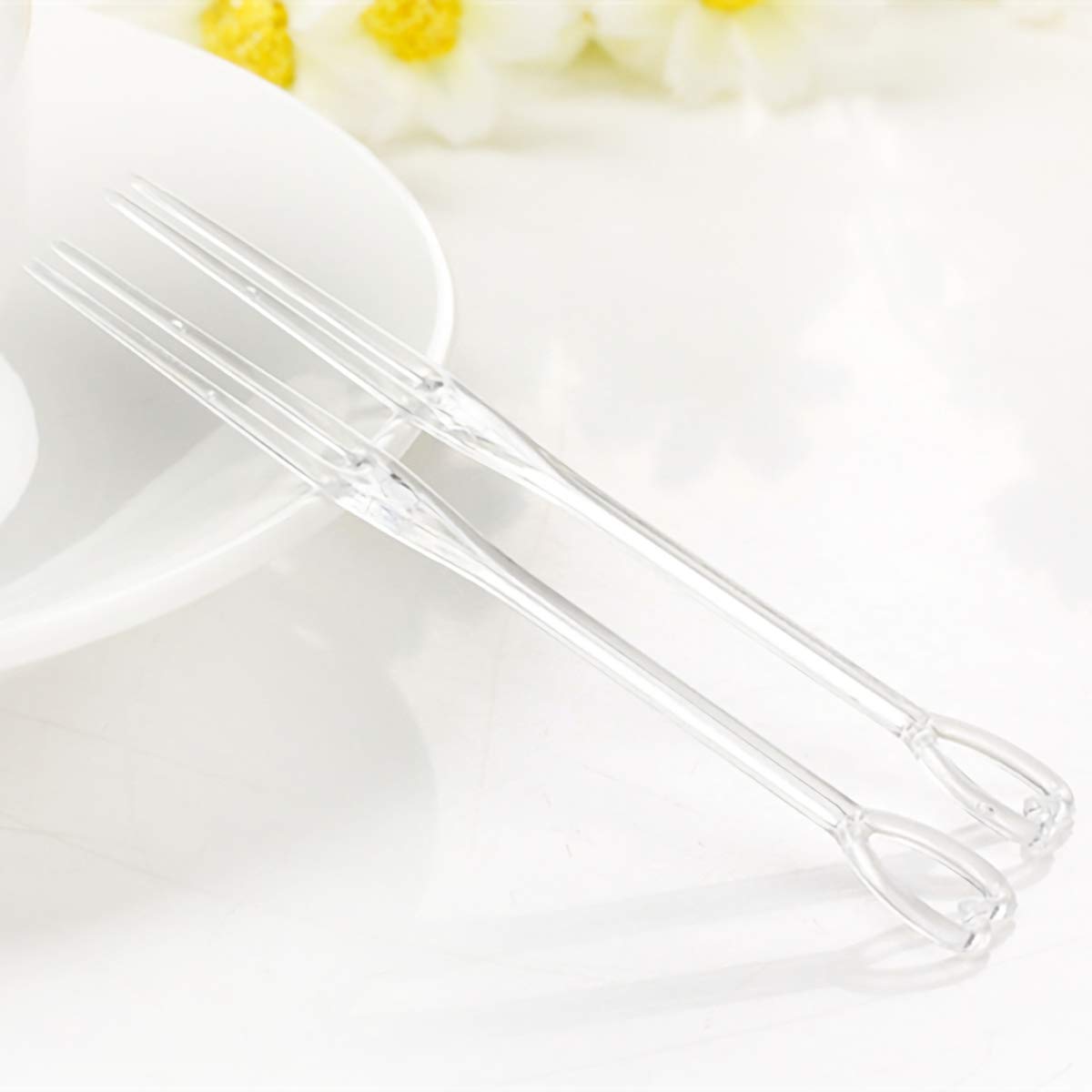 HuiYouHui 300 Disposable Fruit Forks safety and sanitation 3.5" Length Plastic Cocktail Picks Sticks heart shapes Cute Food Pick Party Supplies Plates Picks Dessert Forks Cake Forks