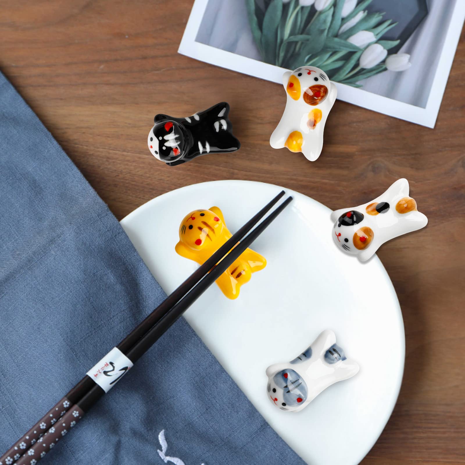 5 Pack Cat Chopsticks Holder Set Cute Chopsticks Rest Japanese Style Porcelain Lucky Cat Spoon Rest ceramic chopsticks for Dinner Fork Knife Tableware, Decoration Home Kitchen Gift