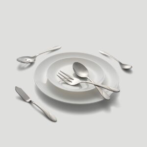 Cambridge Silversmiths Swirl Sand 89-Piece Flatware Set