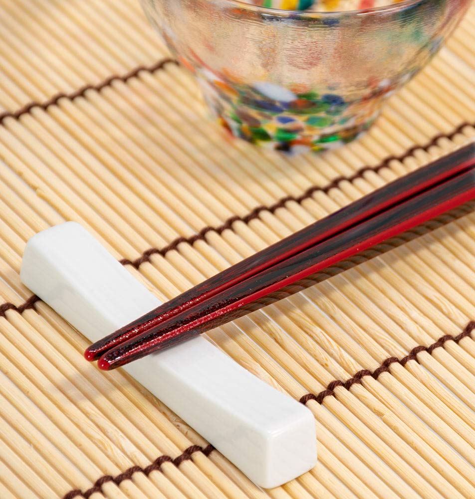 Kawai Japanese Wooden Chopsticks Reusable 2 Pairs in Gift Box, Nippon Scenery Sakura Black and Red [ Made in Japan /Handcrafted ]