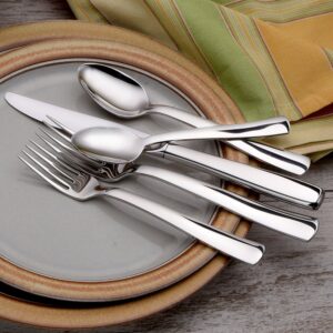 Modern America 20 Piece Set service for 4 stainless steel flatware 18/10 silverware Made in USA