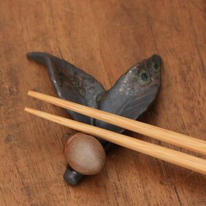 Hamamotou, 29-23 Chopsticks Holder, 2-Leaf Acorn, Set of 2, Approx. 0.9 x 1.7 x 0.8 inches (2.2 x 4.2 x 2 cm)