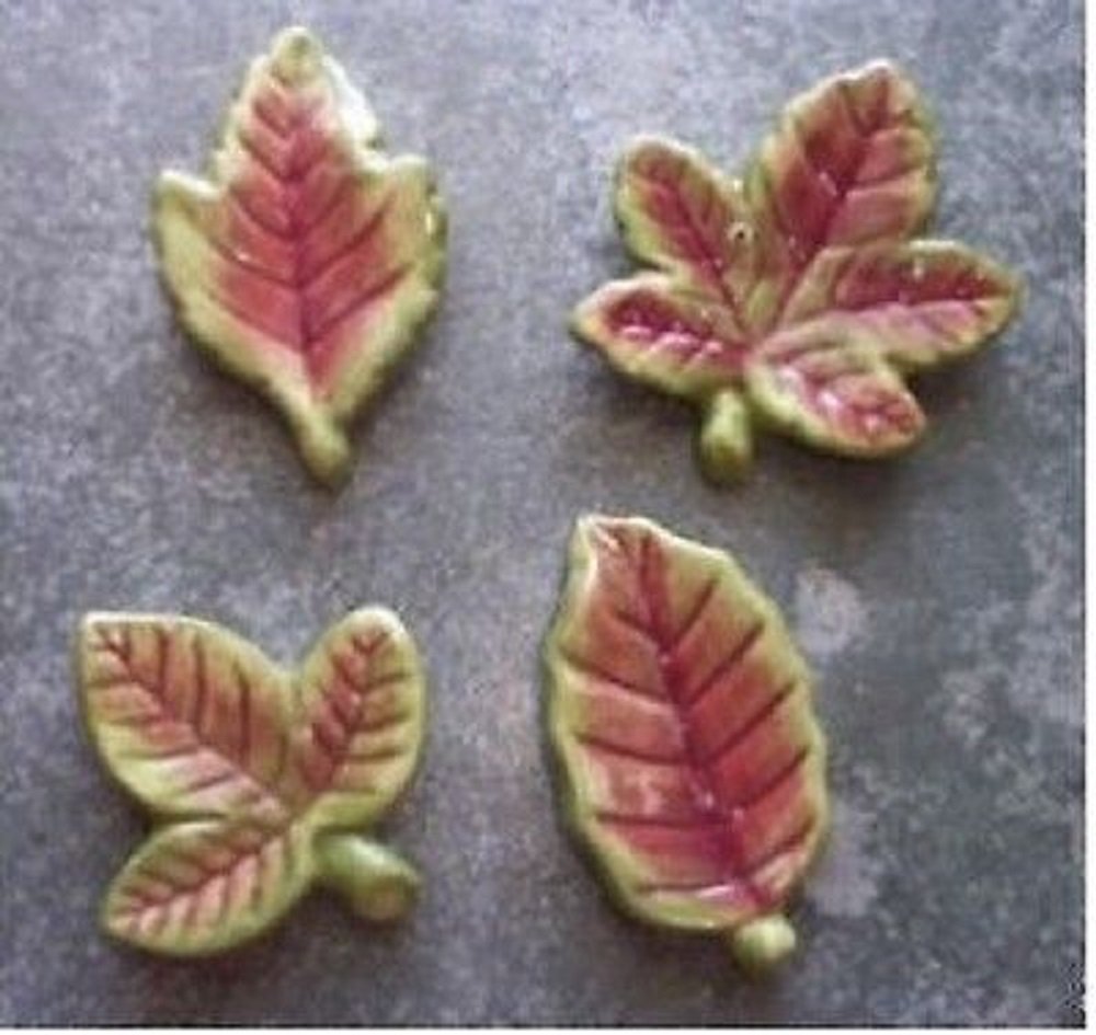 Set of 4 Ceramic Leaf Knife Chopstick Rests for Dining Table or Silverware