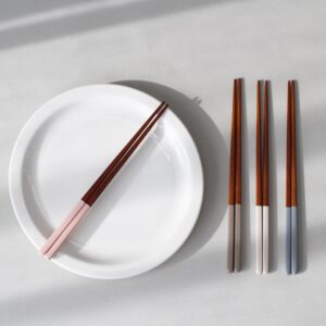 Rose Wood Lacquer Wooden chopsticks Set of 4 Non Stick (4PCS) (Beige)