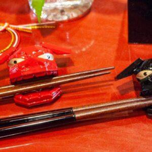 Kawaii 27920 Chopsticks, Chrysanthemum Komon, Lion Mai, Chopsticks Rest, Assortment, 9.1/8.3 inches (23/21 cm)