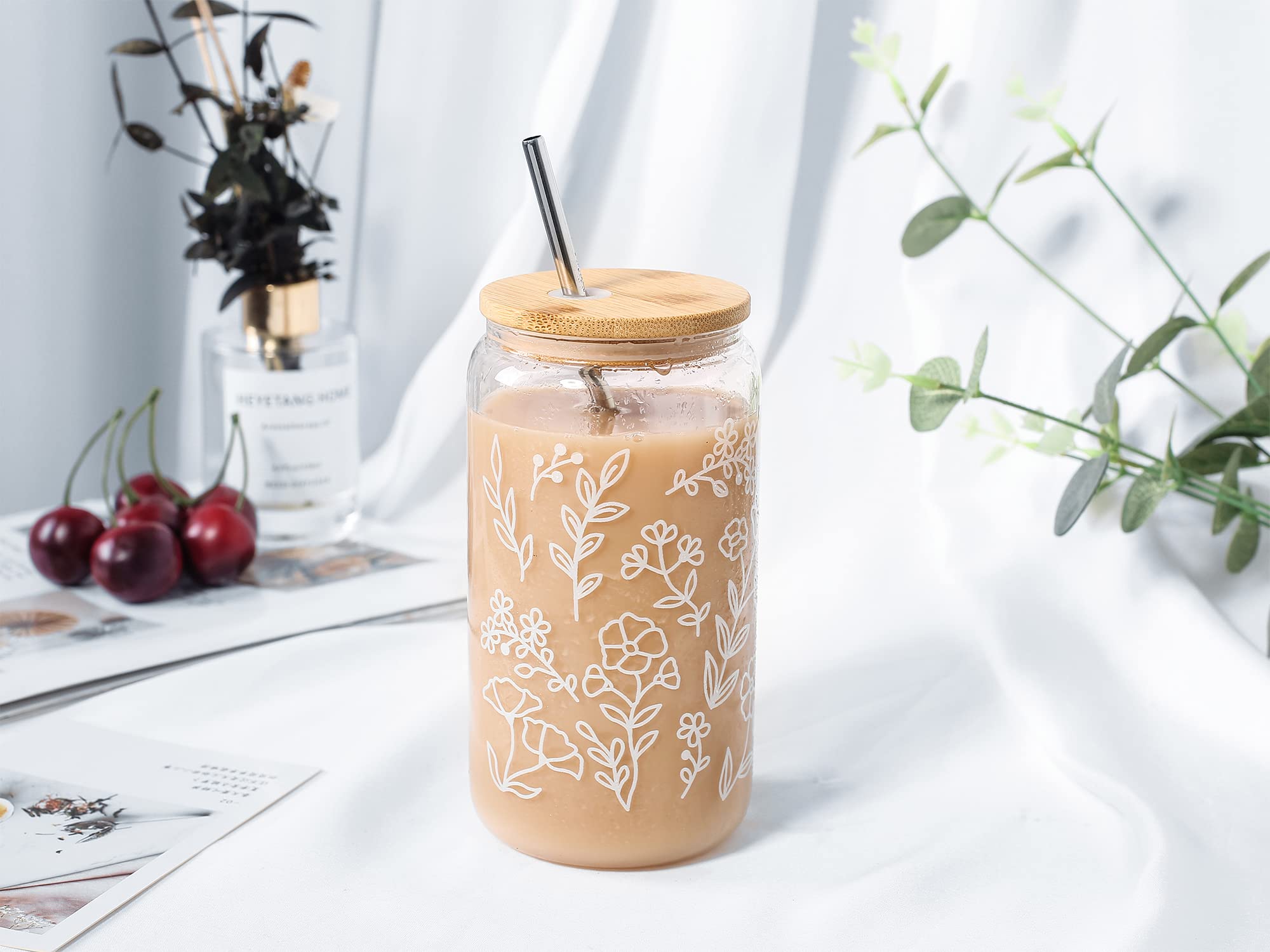 Floral Iced Coffee Cup - Cute Glass Coffee Cups with Lids and Straw - Flower Aesthetic Beer Tumbler, Can Shaped Drinking Glasses, Birthday Christmas Gifts for Women, Mom, Aunt, Wife - 16 oz Can Glass